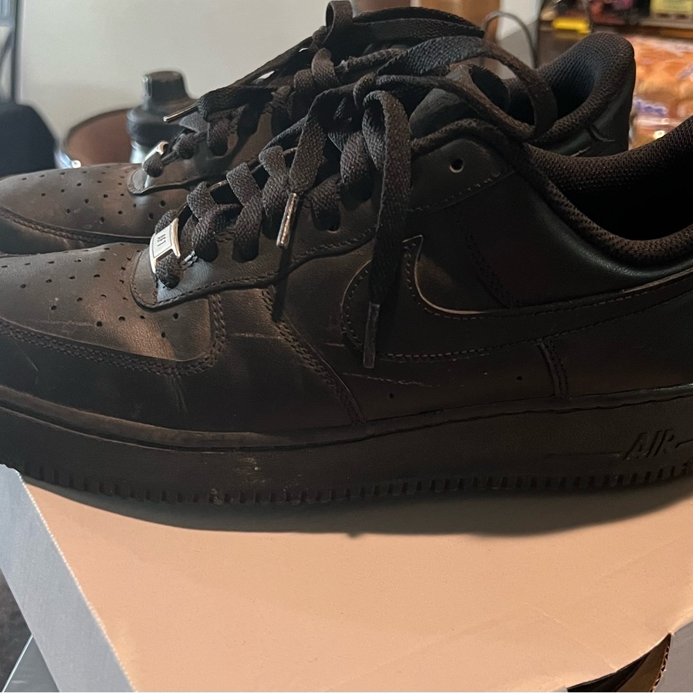 Mens black Nike Airforce